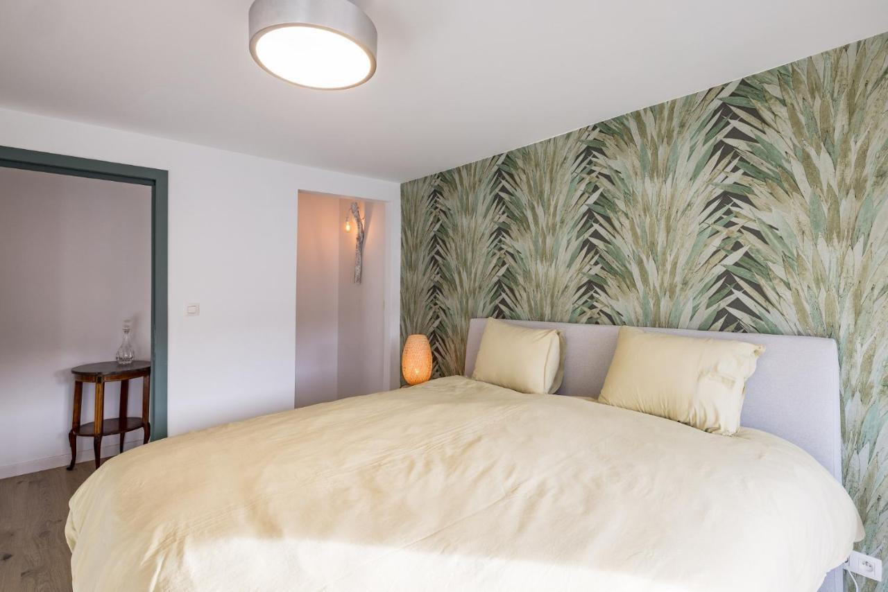 Gites In Huy - Appartements Chaleureux Dans Le Centre De Huy Exterior photo